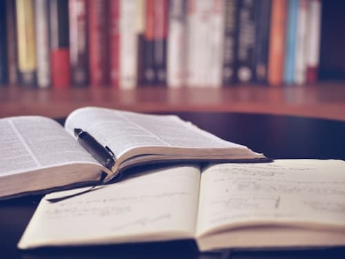 5 hábitos que separan a los estudiantes de inglés exitosos de los que se rinden